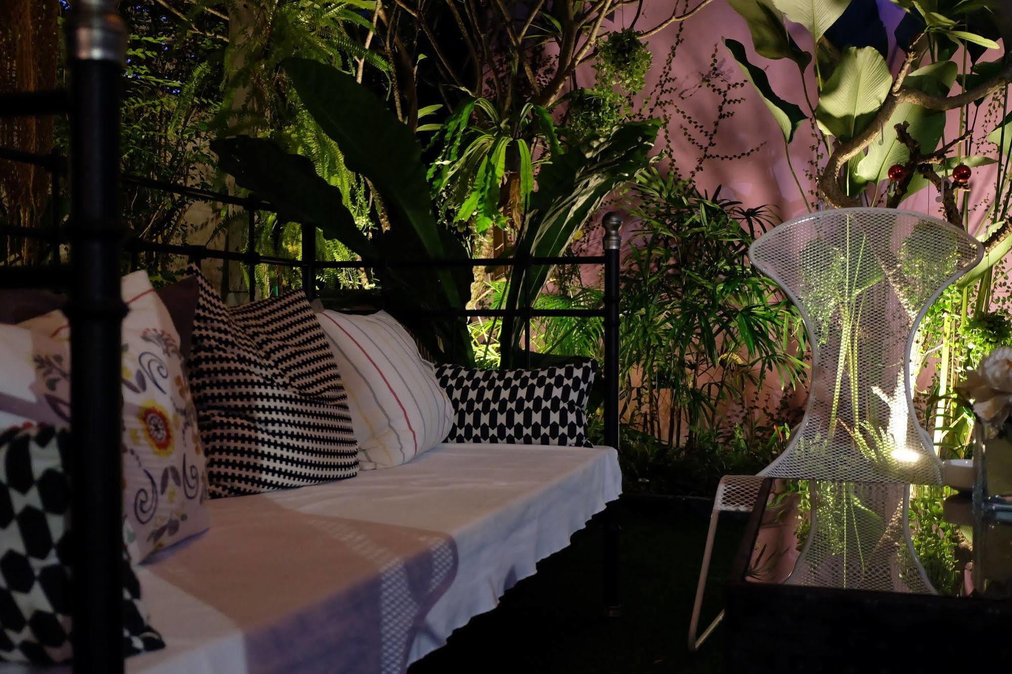 Issara House Bangkok Hotel Eksteriør billede